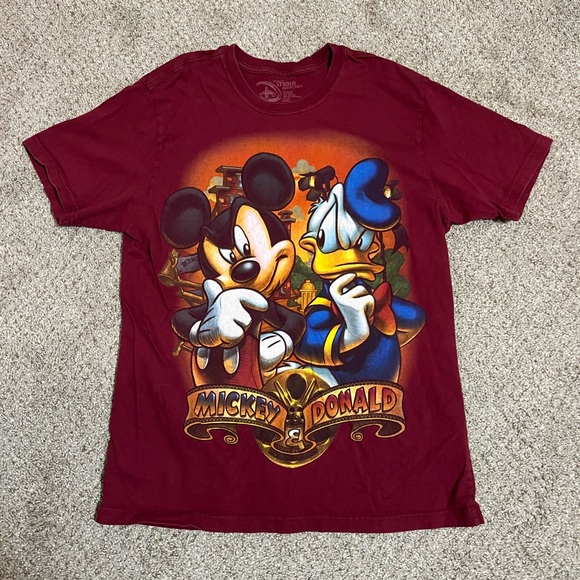 Disney Tops - Disney vintage shirt